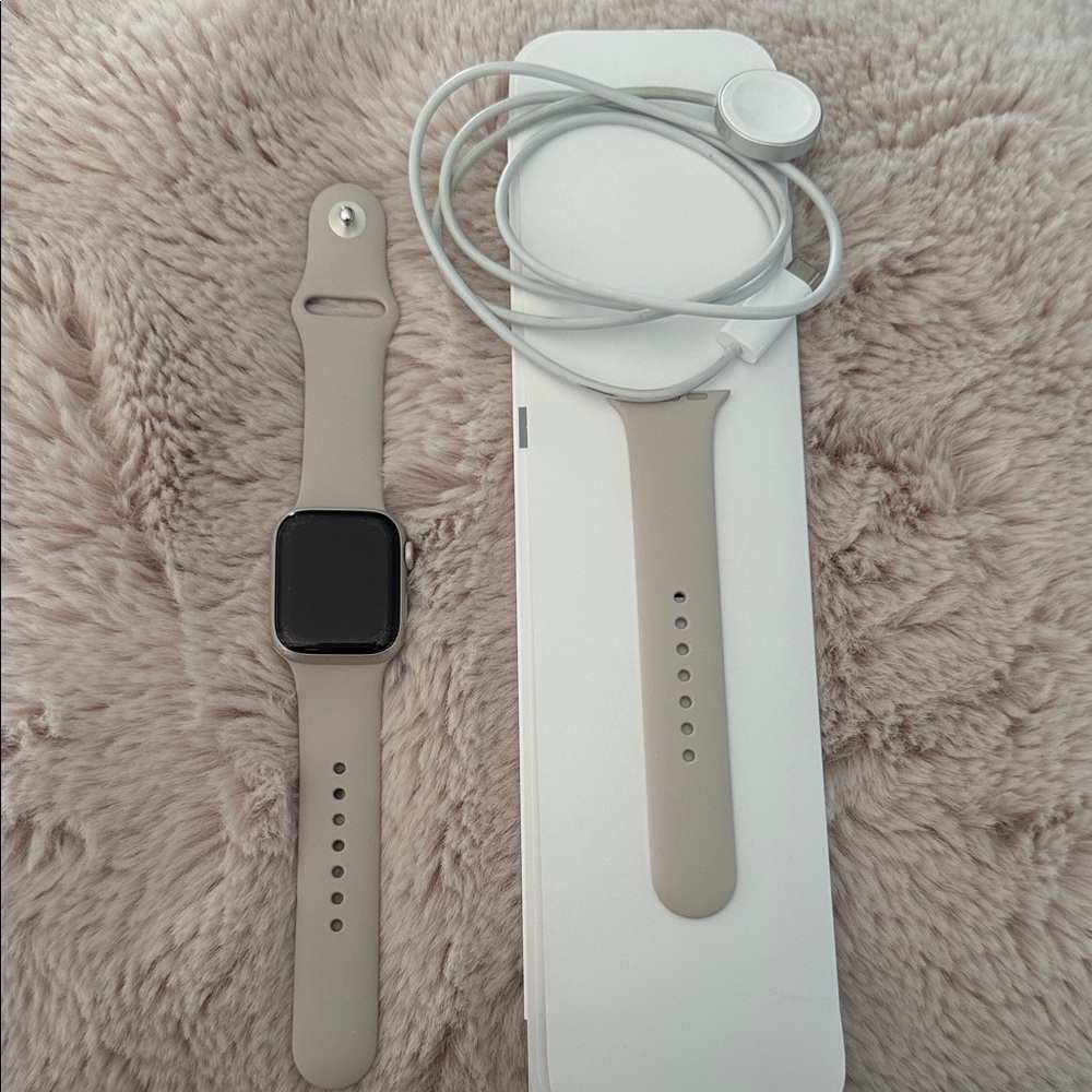 Apple Watch Series 7 41 mm with New Beige Band and Charger